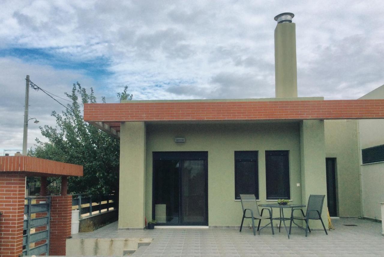 Green Guesthouse Komotiní Eksteriør bilde
